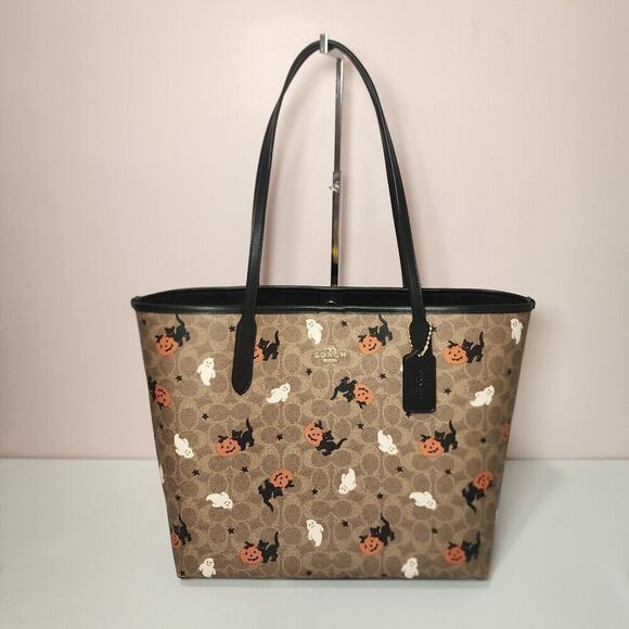 NWT Coach CW450 City Tote In Signature Canvas With Halloween 2024 - Picture 1 of 7
